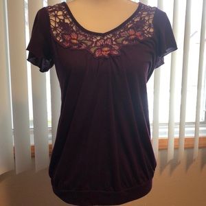 Cap sleeved embroidered top